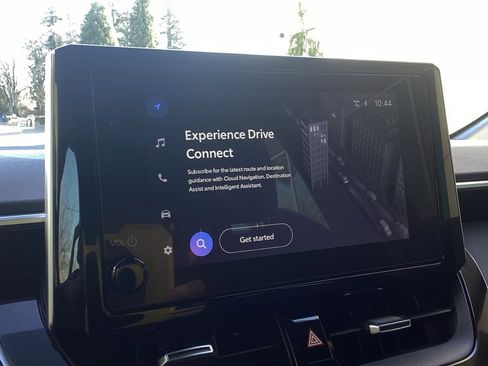 Used 2025 Toyota Corolla SE w/ SE Package image 12