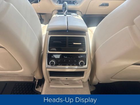 Used 2020 BMW 750i xDrive AWD/4WD image 13