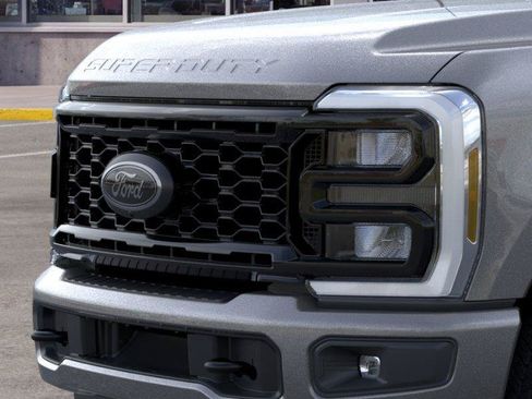New 2026 Ford F350 XLT w/ XLT Premium Package AWD/4WD image 17