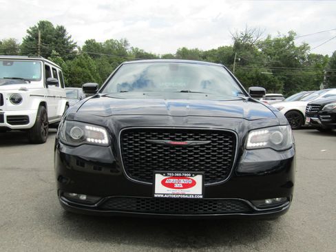 Used 2021 Chrysler 300 S RWD image 2