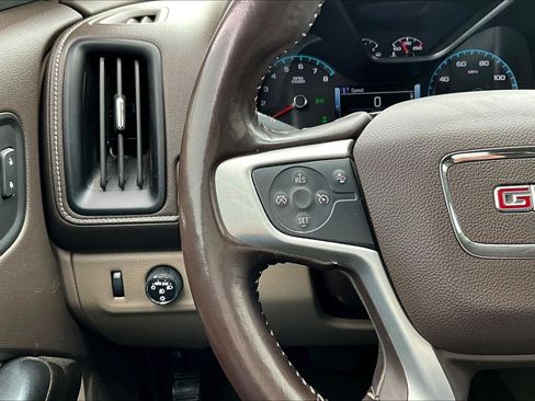 Used 2018 GMC Canyon SLT w/ Driver Alert Package AWD/4WD image 11