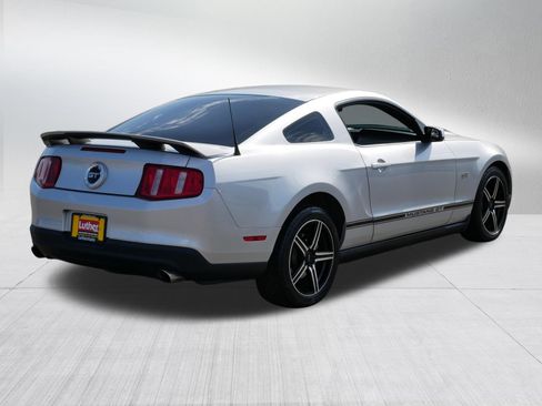 Used 2010 Ford Mustang GT Premium RWD image 7