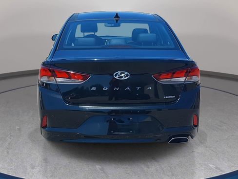 Used 2019 Hyundai Sonata Limited w/ Ultimate Package 04 FWD image 6