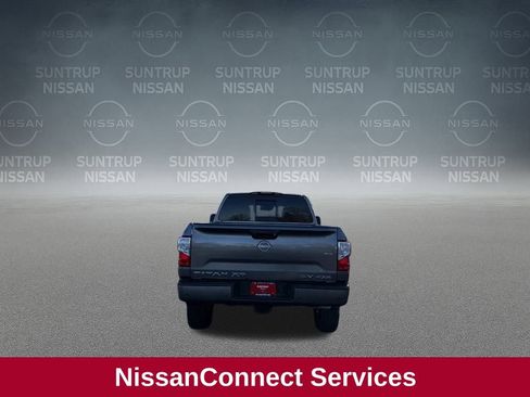 Used 2024 Nissan Titan SV w/ SV Convenience Package image 10