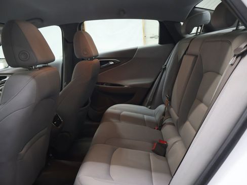 Used 2022 Chevrolet Malibu LT image 14