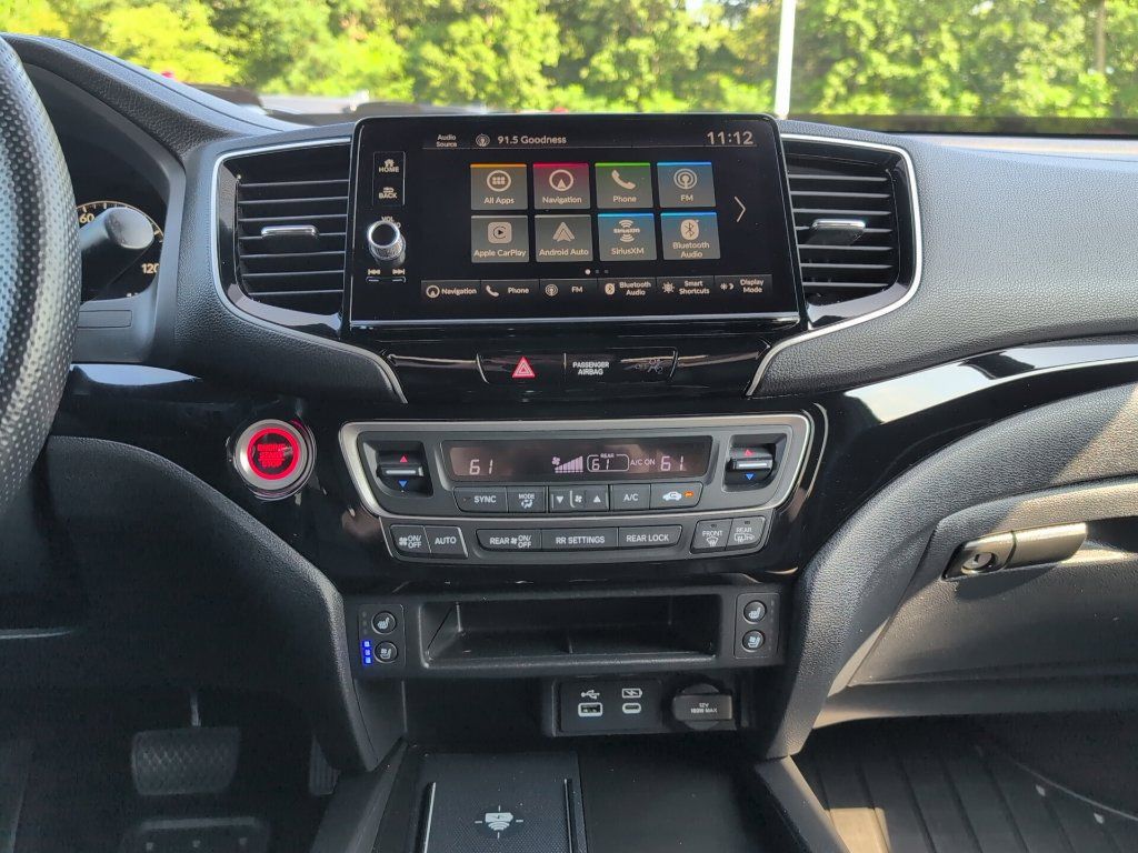 Used 2025 Honda Ridgeline Black Edition image 23