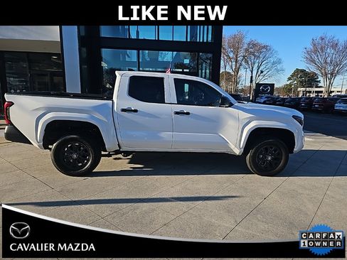 Used 2024 Toyota Tacoma SR image 2