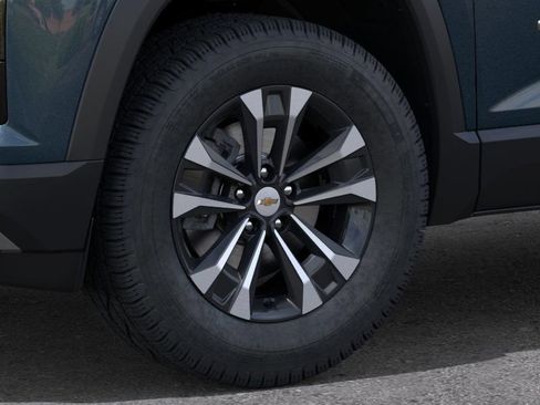 New 2026 Chevrolet Equinox LT w/ Safety and Technology Package FWD image 15