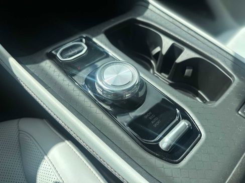 New 2025 Jeep Wagoneer S Limited AWD/4WD image 22