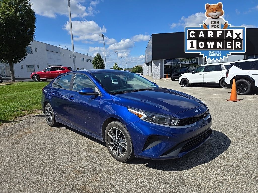 Certified 2023 Kia Forte LXS FWD image 1
