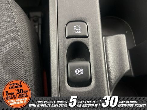 Used 2025 Toyota Corolla LE image 36