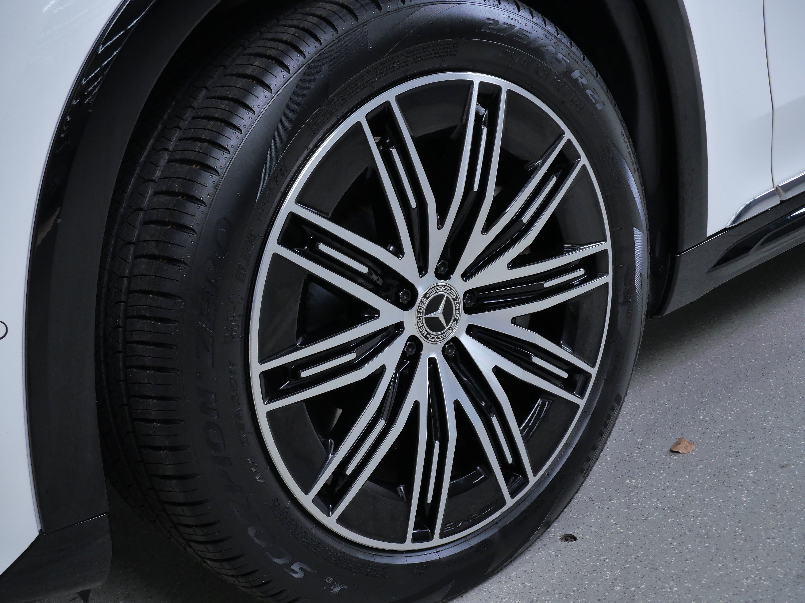 Certified 2023 Mercedes-Benz EQS 580 4MATIC SUV image 12