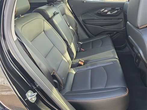 Used 2024 GMC Terrain AT4 w/ Infotainment Package II image 28