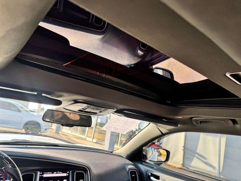 Used 2018 Dodge Charger SRT w/ Harman/Kardon Audio Group image 38