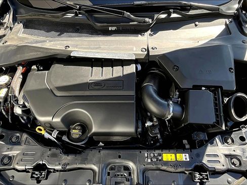 Used 2023 Land Rover Range Rover Evoque S image 10