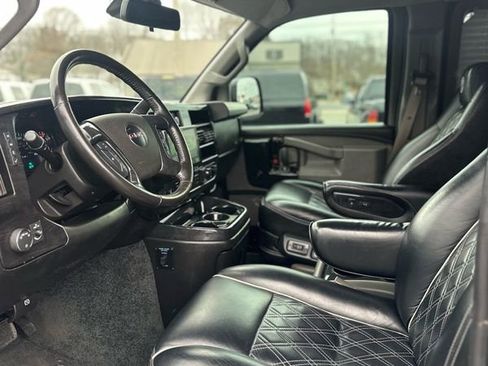 Used 2019 GMC Savana 2500 Conversion Van image 8