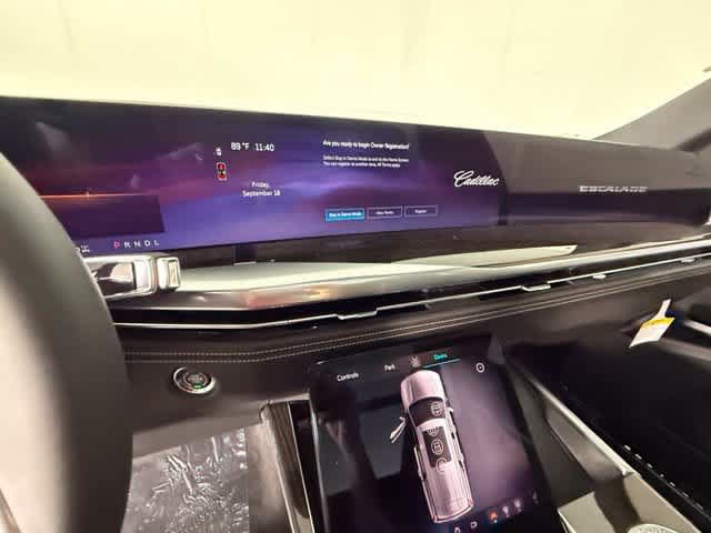 New 2026 Cadillac Escalade Luxury w/ Touring Package AWD/4WD image 17