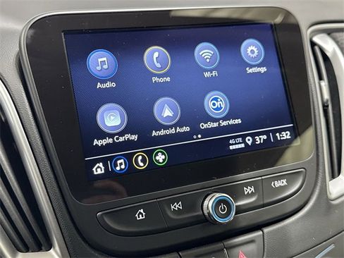 Certified 2025 Chevrolet Malibu LS image 17