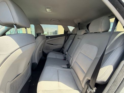 Used 2018 Hyundai Tucson SEL AWD/4WD image 17