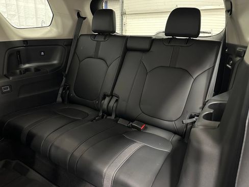 Used 2023 Honda Pilot EX-L image 46