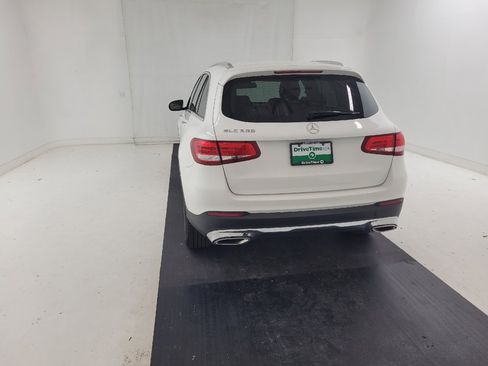 Used 2019 Mercedes-Benz GLC 300 w/ Premium Package image 6