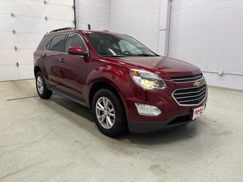 Used 2016 Chevrolet Equinox LT w/ Convenience Package AWD/4WD image 2