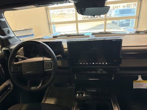 New 2026 GMC Hummer EV 4x4 Crew Cab image 32
