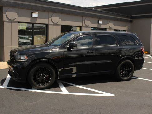Used 2016 Dodge Durango R/T w/ Trailer Tow Group IV AWD/4WD image 2
