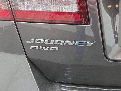 Used 2015 Dodge Journey Crossroad w/ Flexible Seating Group image 22