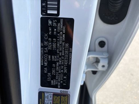 Used 2025 Kia K4 FWD image 29