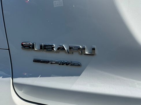 Used 2023 Subaru Ascent Premium w/ Convenience Package AWD/4WD image 28