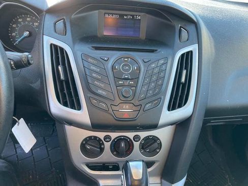 Used 2014 Ford Focus SE w/ Equipment Group 201A image 35