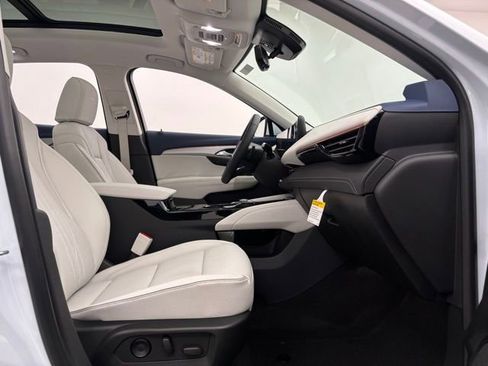 New 2026 Buick Envision Avenir image 36