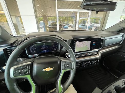 Certified 2026 Chevrolet Silverado 1500 LT AWD/4WD image 19