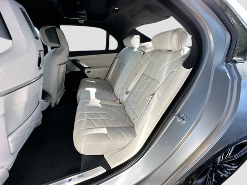 Certified 2023 BMW 760i xDrive image 26