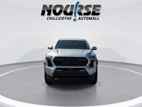 New 2025 Toyota Tacoma TRD Off-Road AWD/4WD image 3