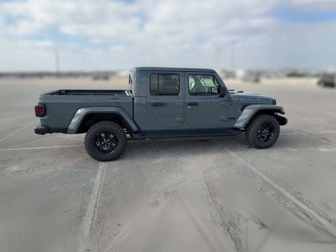 New 2026 Jeep Gladiator Sport image 14