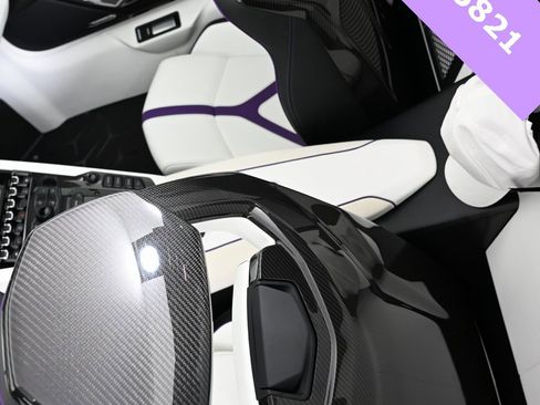 Used 2021 Lamborghini Aventador SVJ image 33