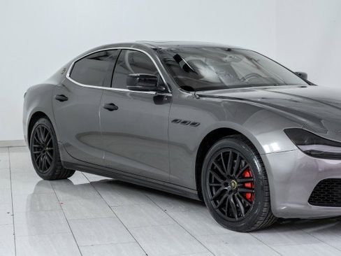 Used 2016 Maserati Ghibli RWD image 50