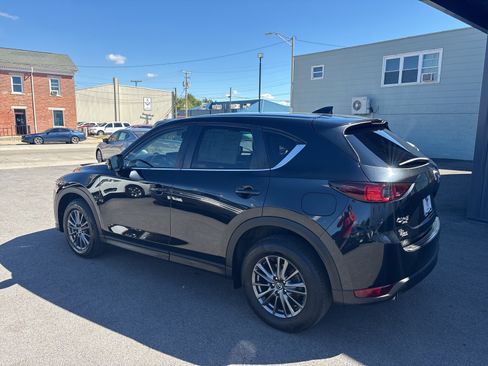 Used 2021 MAZDA CX-5 Touring w/ Touring Preferred SV Package image 2