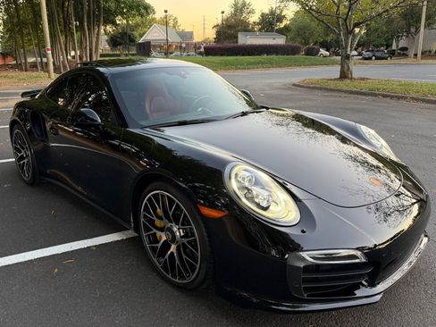 Used 2015 Porsche 911 Turbo S image 3