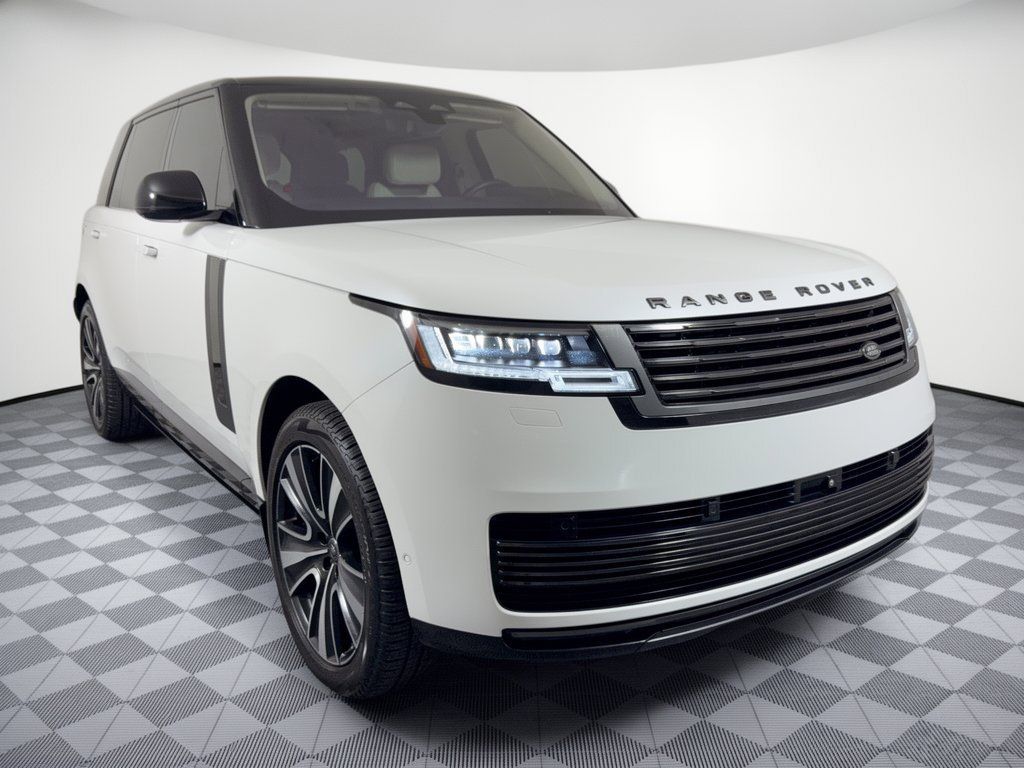 Used 2023 Land Rover Range Rover SV AWD/4WD image 7
