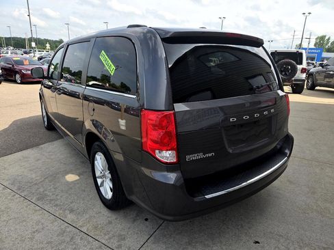 Used 2019 Dodge Grand Caravan SXT image 7