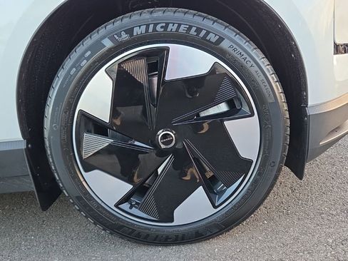 New 2026 Volvo EX30 Plus w/ Protection Package Premier AWD/4WD image 10