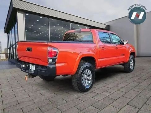 Used 2018 Toyota Tacoma SR5 image 5