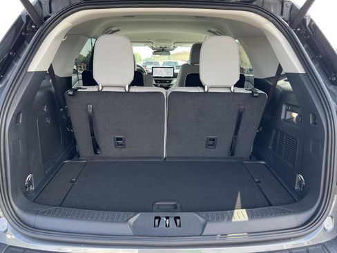 New 2025 Ford Explorer Active w/ Active Comfort Package image 45