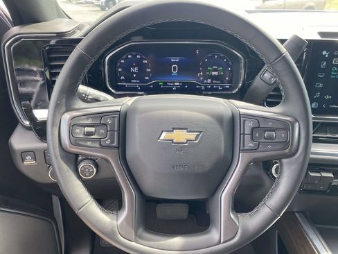 Used 2024 Chevrolet Silverado 2500 High Country AWD/4WD image 18