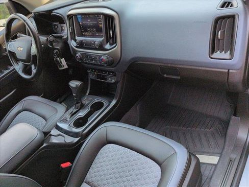 Used 2021 Chevrolet Colorado Z71 w/ Safety Package AWD/4WD image 27