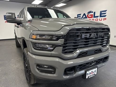 New 2026 RAM 2500 Big Horn AWD/4WD image 2