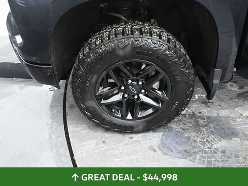 Used 2024 Chevrolet Silverado 1500 LT Trail Boss w/ Convenience Package II AWD/4WD image 18